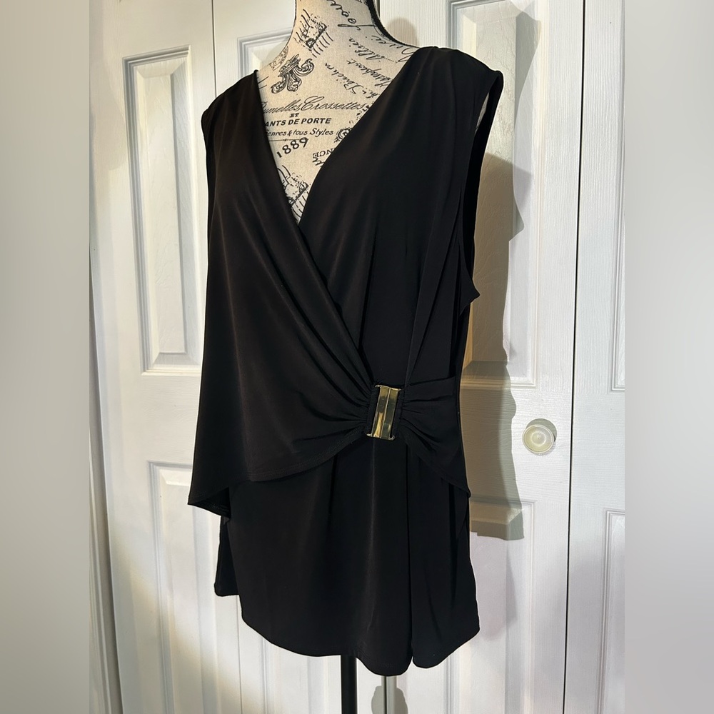 Ellen Tracy Black Sleeveless Top with Gold Buckle Detail